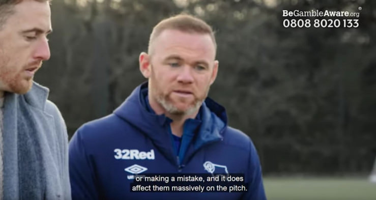 Englischer Fußball-Star Wayne Rooney warnt vor Spielsucht