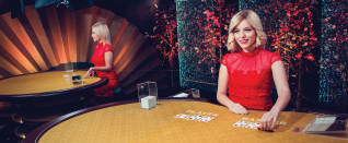 Titelbild zu Baccarat, Punto Banco, Dragon Tiger – die Unterschiede und Spielregeln