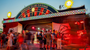Titelbild zu Warum ist Casino-Entertainment häufiger auf Musikfestivals präsent?