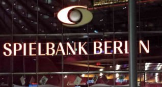 Titelbild zu Diebstahl und Drohungen in der staatlichen Spielbank von Berlin