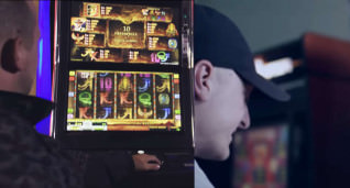 Titelbild zu Glücksspiel unter Rappern und in Rap-Songs