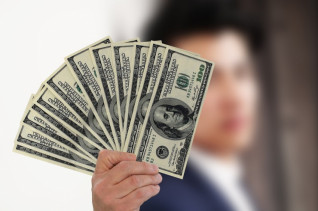Titelbild zu Mega Millions: Spieler gewinnt hunderte Millionen USD
