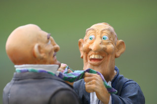 Titelbild zu Scharfe Töne zu möglichem Glücksspielwerbeverbot