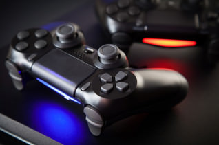 Titelbild zu Exklusiv für GambleJoe Spieler: PS4 Verlosung beim Vera&John Casino