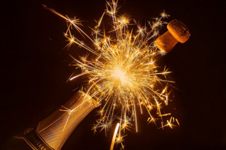 Titelbild zu Silvester in der Spielbank: Wie attraktiv ist es zum Jahreswechsel 2024/2025?